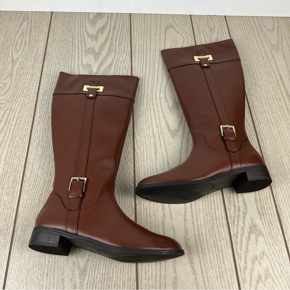 Karen Scott Deliee2 Tall Riding Boots 8M Cognac Brown Faux Leather $80 - Picture 1 of 7